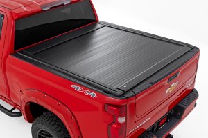 Chevrolet Silverado 1500 Manual Retractable Bed Cover - Rough Country - Matte Black - '19-'26 Chevrolet Silverado 1500 Manual Retractable Bed Cover - Rough Country - Matte Black - '19-'26